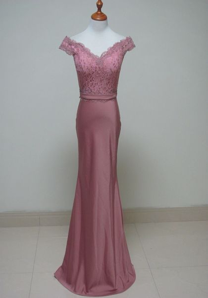 off shoulder satin mermaid v neck long evening dresses with lace appliques robe de soiree blush pink navy, Black;red
off shoulder satin mermaid v neck long evening dresses with lace appliques robe de soiree blush pink navy, Black;red