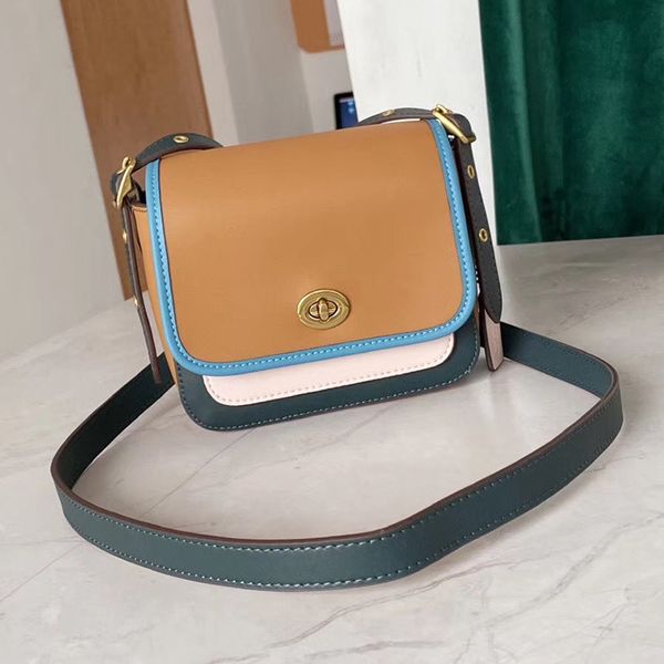 2020 new color matching women's bag big design color matching leather one shoulder slant span small squa
2020 new color matching women's bag big design color matching leather one shoulder slant span small squa