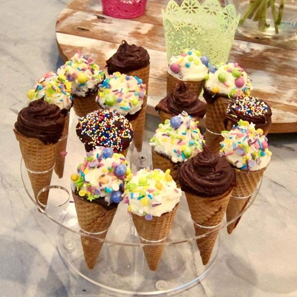 16-hole round acrylic ice cream cone dessert holder display stand party shelf cupcake stand for wedding party display other kitchen tools
16-hole round acrylic ice cream cone dessert holder display stand party shelf cupcake stand for wedding party display other kitchen tools