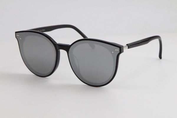 2020 wholesale baker lin east moon sunglasses women designer plank glasses sun glasses new made in shen zhen size:64-17-148mm, White;black
2020 wholesale baker lin east moon sunglasses women designer plank glasses sun glasses new made in shen zhen size:64-17-148mm, White;black