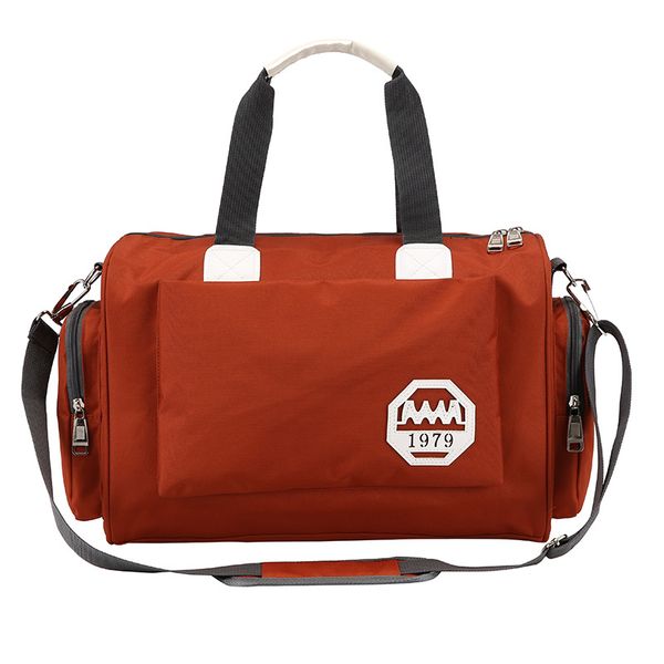 2020 new travelling bag gym bag shoe compartment sport bags for fitness training yoga sport
2020 new travelling bag gym bag shoe compartment sport bags for fitness training yoga sport
