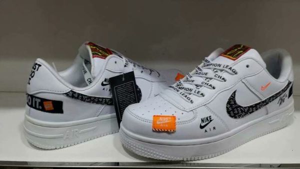 2019 off umptuou brand de igner joint men de igner hoe low cut gray defending pure white blue la er white titching port hoe
2019 off umptuou brand de igner joint men de igner hoe low cut gray defending pure white blue la er white titching port hoe