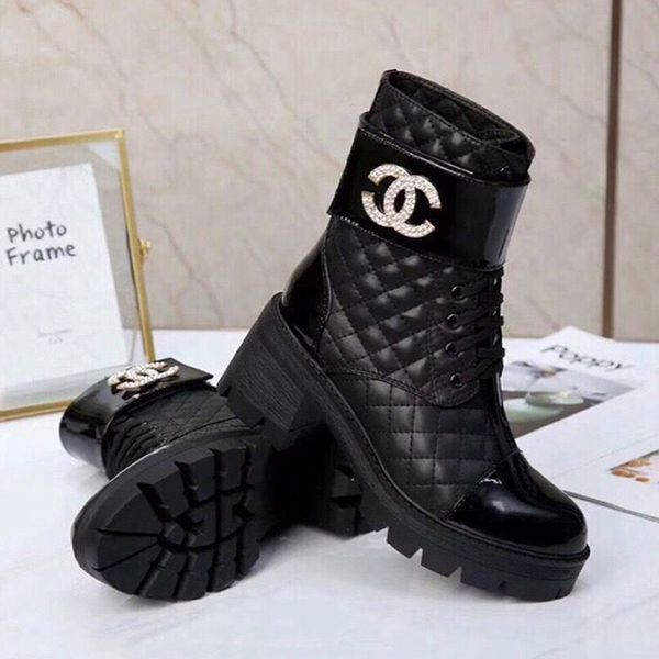trendchanel snow boots women's increased winter new plus velvet white leather thick bottom tube boots versatile warm cotton boots, Black
trendchanel snow boots women's increased winter new plus velvet white leather thick bottom tube boots versatile warm cotton boots, Black