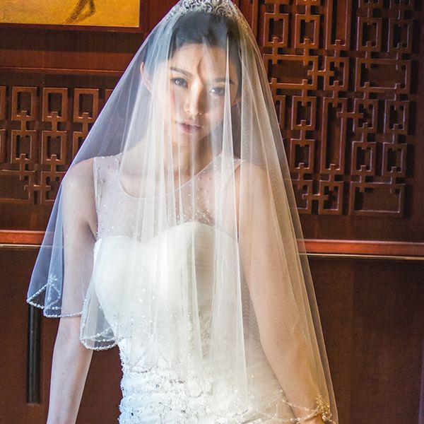 pretty wrist-length two-layer white ivory champagne purple pink red black beaded edge wedding veils meidingqianna brand bridal veils
pretty wrist-length two-layer white ivory champagne purple pink red black beaded edge wedding veils meidingqianna brand bridal veils