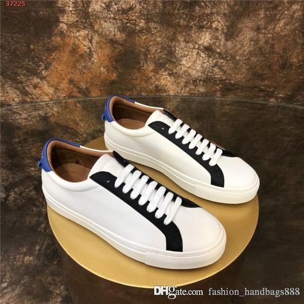 mens and womens classic trend casual sports shoes. 2020 collection sneakers black and white color matching size 34-46
mens and womens classic trend casual sports shoes. 2020 collection sneakers black and white color matching size 34-46
