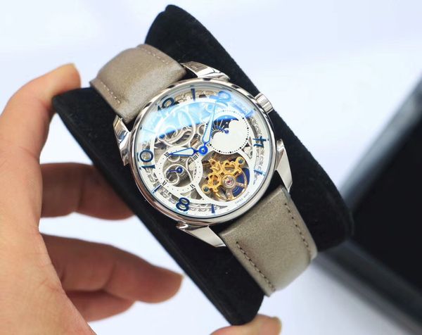 fine men's watch fully automatic mechanical movement arched blu-ray coated glass first layer leather strap avant-garde four-legged case, Slivery;brown
fine men's watch fully automatic mechanical movement arched blu-ray coated glass first layer leather strap avant-garde four-legged case, Slivery;brown