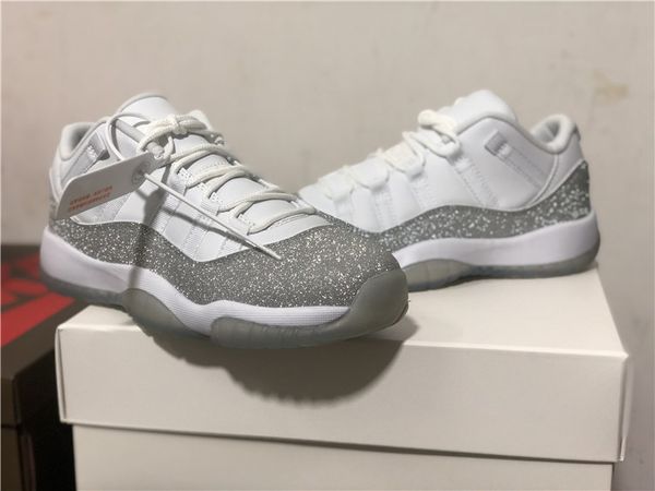 2020 est wmns 11 retro low band basketball shoes white/metallic silver blanc/argent metalque with size us 5.5-8
2020 est wmns 11 retro low band basketball shoes white/metallic silver blanc/argent metalque with size us 5.5-8