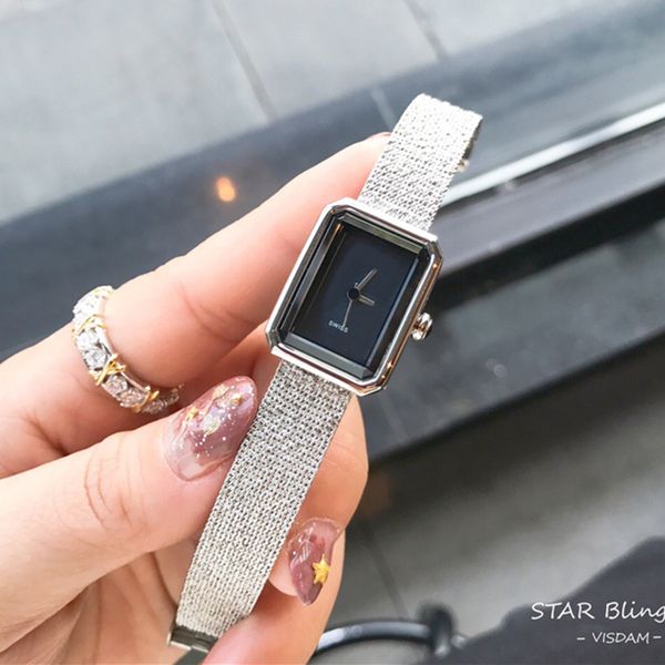 высокое качество новых женщин часы из нержавеющей стали часы горячий продает золото / серебро леди часы мода женщина кварца япония ходу опто, Slivery;brown 
высокое качество новых женщин часы из нержавеющей стали часы горячий продает золото / серебро леди часы мода женщина кварца япония ходу опто, Slivery;brown