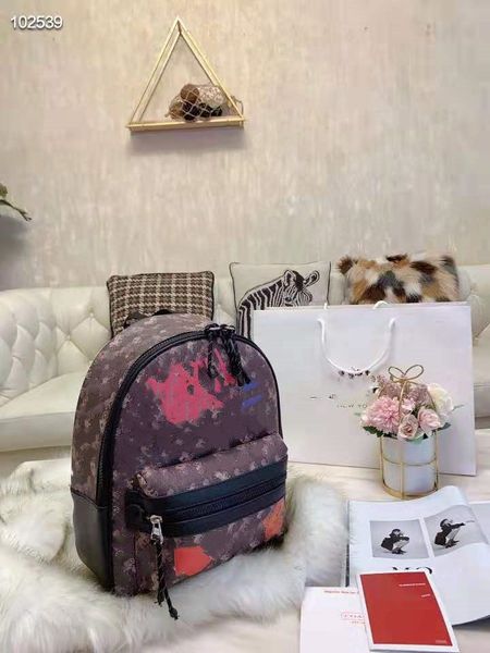 new style women's backpack designer design pattern shoulder bag carrying large capacity
new style women's backpack designer design pattern shoulder bag carrying large capacity