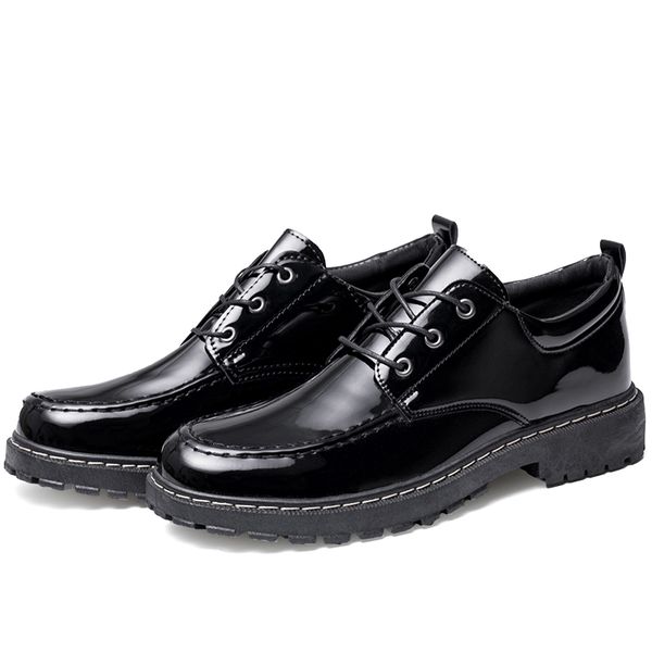 new england style men's leather shoes sports shoes low-cut bright comfortable women's outdoor couple walking
new england style men's leather shoes sports shoes low-cut bright comfortable women's outdoor couple walking