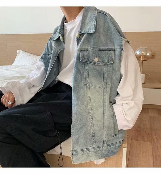 men's loose denim vest 2020 new mens jean jacket autumn hip hop lovers sleeveless tank coat mens trend vests outerwear, Black;white
men's loose denim vest 2020 new mens jean jacket autumn hip hop lovers sleeveless tank coat mens trend vests outerwear, Black;white