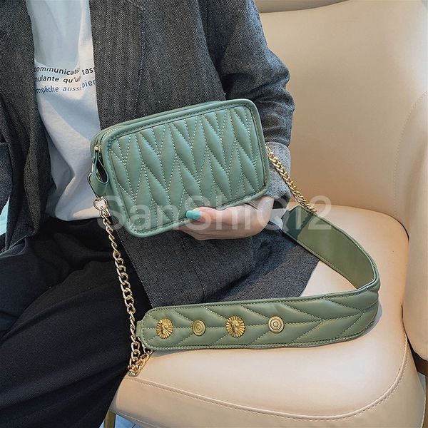 pu leather small square crossbody bags for women 2020 design shoulder messenger bag female handbags fashion letter zipper
pu leather small square crossbody bags for women 2020 design shoulder messenger bag female handbags fashion letter zipper