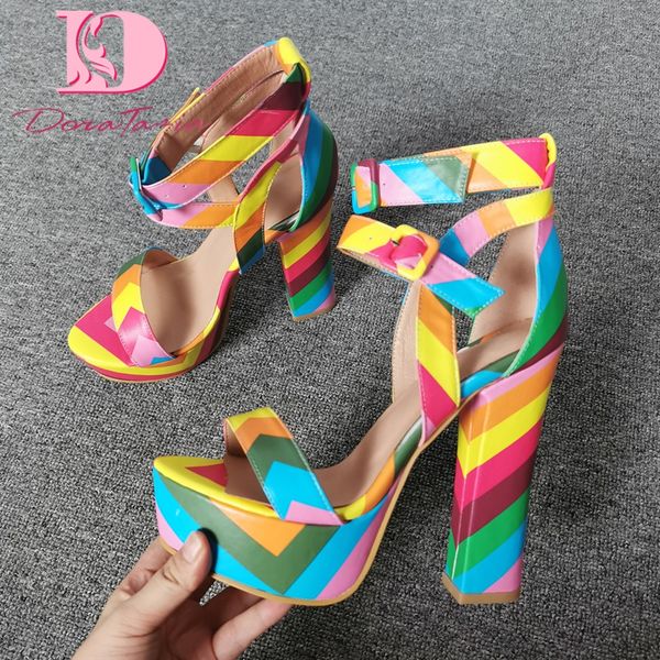 doratasia plus size 35-47 new fashion platform mix color sandals woman shoes platform buckle strap shoes women sandals, Black
doratasia plus size 35-47 new fashion platform mix color sandals woman shoes platform buckle strap shoes women sandals, Black