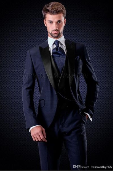 popular one button groomsmen peak lapel groom tuxedos men suits wedding/prom man blazer ( jacket+pants+vest+tie) 524, Black;gray
popular one button groomsmen peak lapel groom tuxedos men suits wedding/prom man blazer ( jacket+pants+vest+tie) 524, Black;gray
