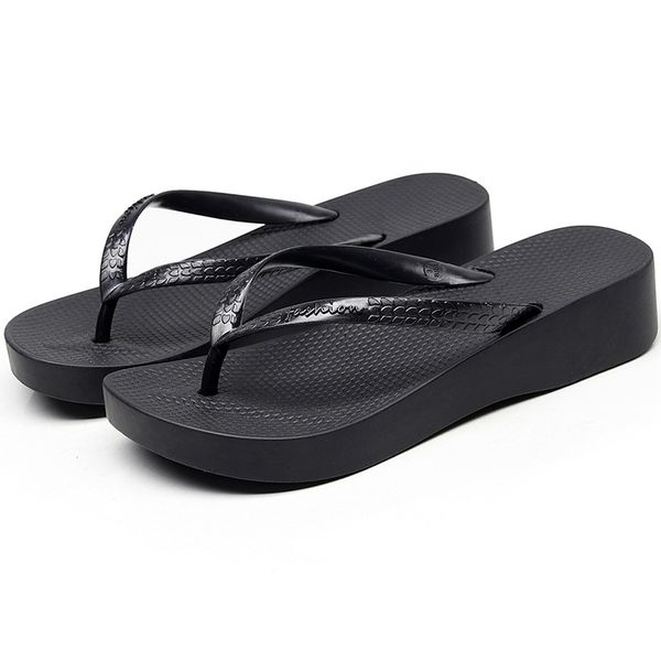 flip-flops women thick bottom slope heels fashion non-slip bathroom splint beach slippers women flip-flops middle heels size 36-41, Black 
flip-flops women thick bottom slope heels fashion non-slip bathroom splint beach slippers women flip-flops middle heels size 36-41, Black