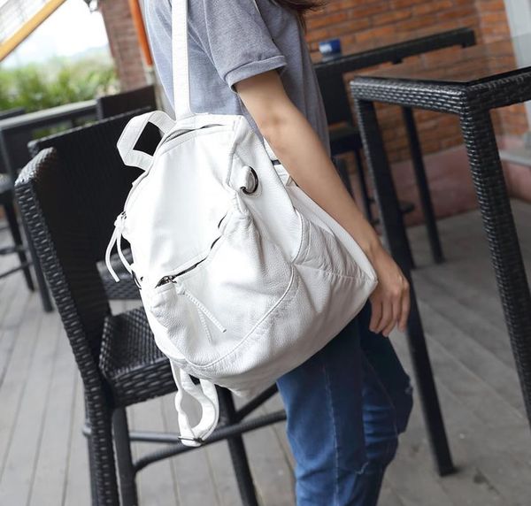 european modern and trendy/women large bag casual retro backpack backpack leather bookbag mini
european modern and trendy/women large bag casual retro backpack backpack leather bookbag mini