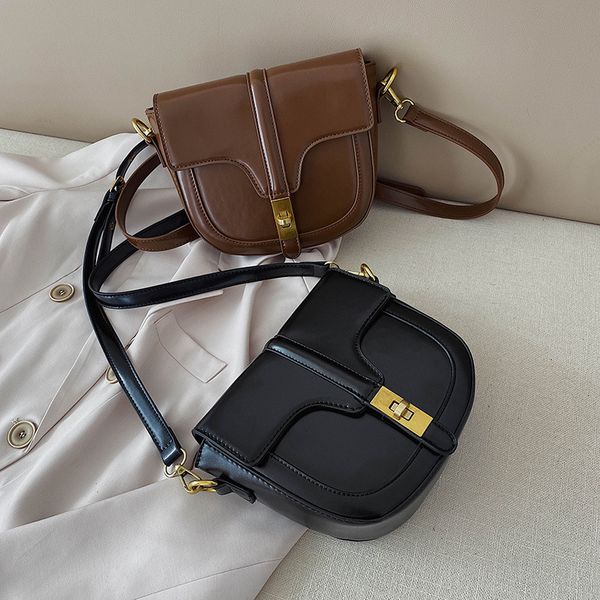 new korean version of the wild ins shoulder bag fashion slant saddle bag pu women ladies hand bags women leather handbags
new korean version of the wild ins shoulder bag fashion slant saddle bag pu women ladies hand bags women leather handbags