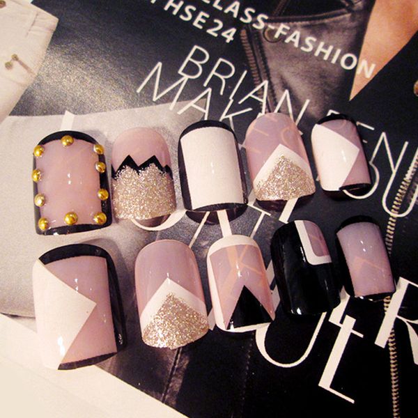 false nail product geometric figure glitter black edge angle fake nail tips press on artificial fake nails with glue, Red;gold
false nail product geometric figure glitter black edge angle fake nail tips press on artificial fake nails with glue, Red;gold