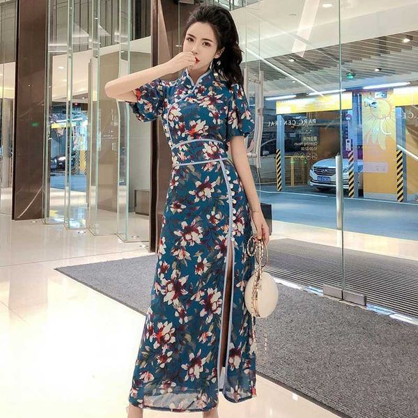 2020 chinese dress cheongsam qipao vestido chino oriental dress cheongsam lingerie mandarin collar kimono style high split qipao, Red
2020 chinese dress cheongsam qipao vestido chino oriental dress cheongsam lingerie mandarin collar kimono style high split qipao, Red