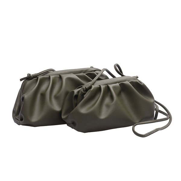 2019 women simple dumplings messenger bag designer retro new fashion cloud female crossbody shoulder bag tide handbag clutch ba
2019 women simple dumplings messenger bag designer retro new fashion cloud female crossbody shoulder bag tide handbag clutch ba