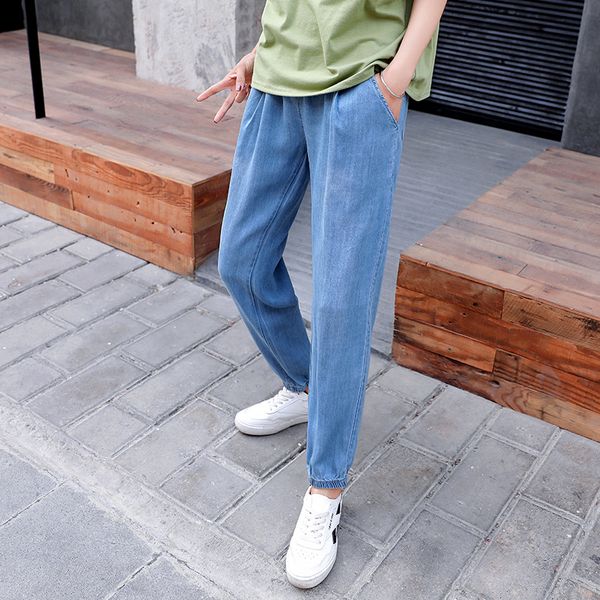 2020 new pregnant women jeans spring spring ice silk bloomers ddraped belly support casual pants loose, White
2020 new pregnant women jeans spring spring ice silk bloomers ddraped belly support casual pants loose, White
