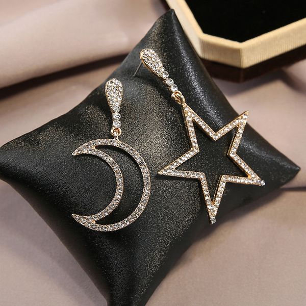 new zinc alloy trendy moon women dangle earrings asymmetric stars moons long earrings exaggerated female jewelry, Silver
new zinc alloy trendy moon women dangle earrings asymmetric stars moons long earrings exaggerated female jewelry, Silver