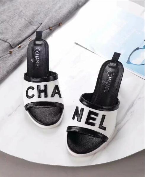 Sandálias w18816809520
Sandálias w18816809520