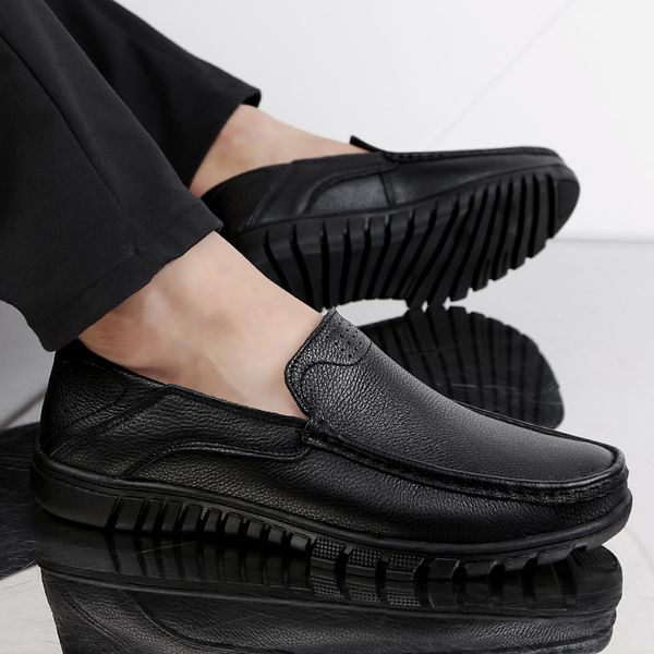 men shoes genuine leather casual loafers outdoor men moccasins shoes slip-on soft flats handmade sewing footwear driving 4, Black
men shoes genuine leather casual loafers outdoor men moccasins shoes slip-on soft flats handmade sewing footwear driving 4, Black