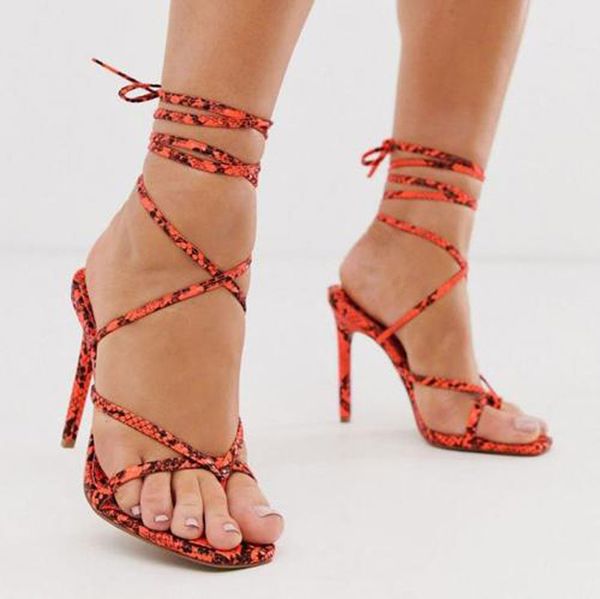 serpentine women shoes lace-up gladiator women sandals narrow band high heels summer shoes 2020 flip flop chaussures femme, Black
serpentine women shoes lace-up gladiator women sandals narrow band high heels summer shoes 2020 flip flop chaussures femme, Black
