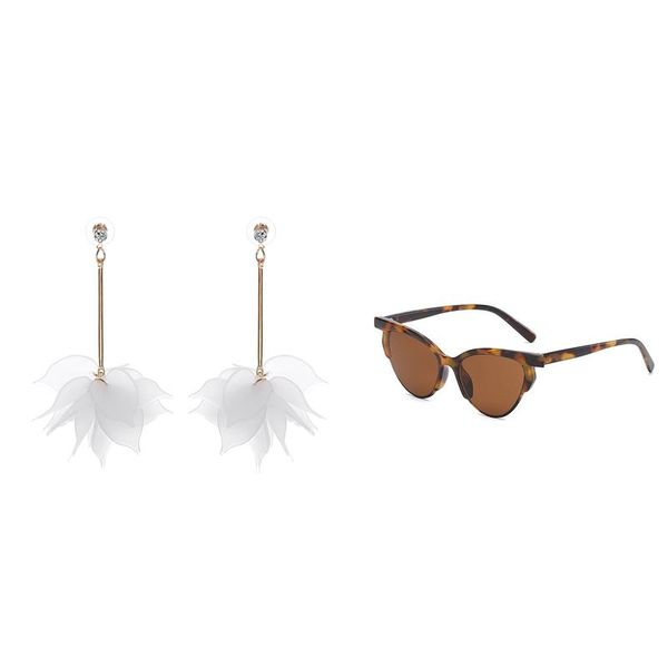 1 pair white elegant women flower drop long dangle earrings jewelry & 1pcs cat eye sunglasses women vintage designer glasses tor, Silver
1 pair white elegant women flower drop long dangle earrings jewelry & 1pcs cat eye sunglasses women vintage designer glasses tor, Silver