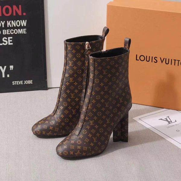2019 new women silhouette luxury ankle boots brown leather high heels designer boot 20ss lady fashion dress boots with box, Black
2019 new women silhouette luxury ankle boots brown leather high heels designer boot 20ss lady fashion dress boots with box, Black