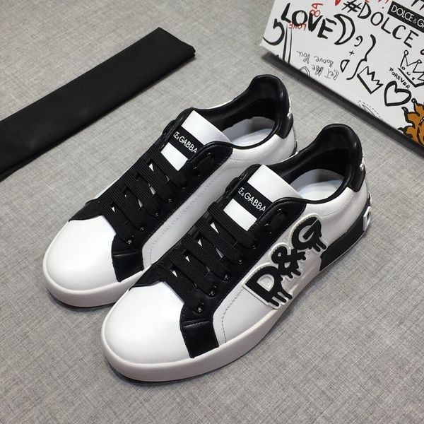 fast delivery new men's luxury sports casual shoes fashion brand autumn and winter design classic vintage pattern non-slip flat bottom, Black
fast delivery new men's luxury sports casual shoes fashion brand autumn and winter design classic vintage pattern non-slip flat bottom, Black