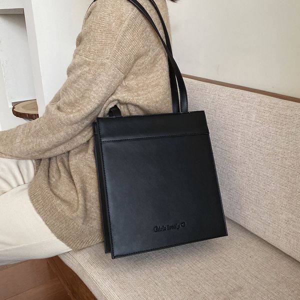 retro europe and america shoulder bag 2019 popular wild fashion shoulder bag underarm tote
retro europe and america shoulder bag 2019 popular wild fashion shoulder bag underarm tote