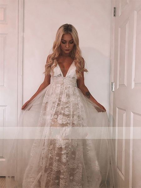 2020 perfect double v-neck lace evening gowns long formal dress empire waist pleated waist prom dress bridal party women robes de soirée, Black;red
2020 perfect double v-neck lace evening gowns long formal dress empire waist pleated waist prom dress bridal party women robes de soirée, Black;red