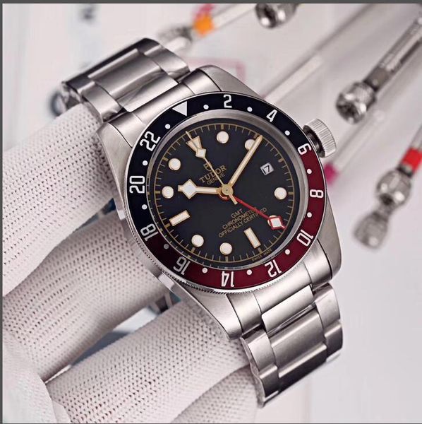 luxury watch 135 automatic mechanical watch black green ceramic frame luminous diving table of freight, Slivery;brown
luxury watch 135 automatic mechanical watch black green ceramic frame luminous diving table of freight, Slivery;brown