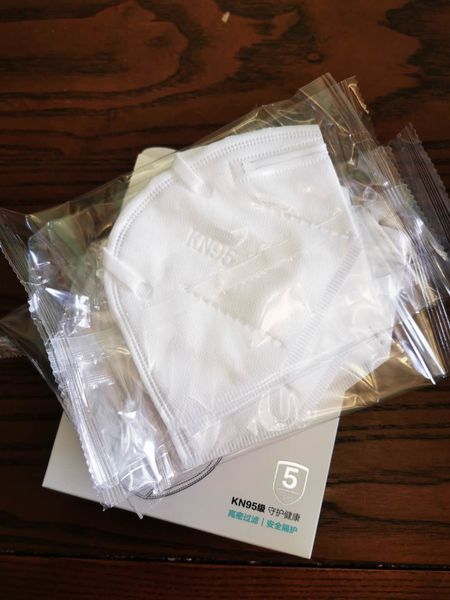 в наличии kn95 маска для лица ce ffp2 n95 индивидуальный пакет многослойные маски 9502 9502v детские маски одноразовые
в наличии kn95 маска для лица ce ffp2 n95 индивидуальный пакет многослойные маски 9502 9502v детские маски одноразовые