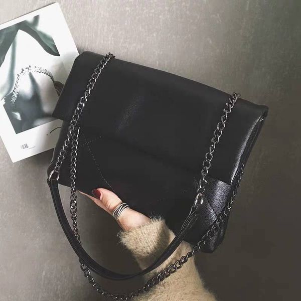 2019 spring and summer new envelope package tide korean version of the wild rhombic chain shoulder bag messenger bag
2019 spring and summer new envelope package tide korean version of the wild rhombic chain shoulder bag messenger bag