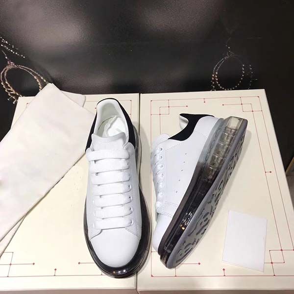2020 new season designer luxury mens women casual shoestransparent crystal bottom fashion platform shoes genuine leather sneaker, Black
2020 new season designer luxury mens women casual shoestransparent crystal bottom fashion platform shoes genuine leather sneaker, Black