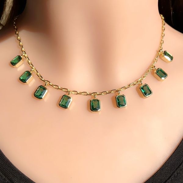 charm green geometry pendent necklace for women bling zircon stone gold color plated chain choker necklace fashion jewelry 2019, Silver
charm green geometry pendent necklace for women bling zircon stone gold color plated chain choker necklace fashion jewelry 2019, Silver