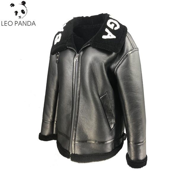 2019 зима новый мужской Lamb мех Bomber Real кожаная куртка овчины Двойное лицо Shearling пальто Крупногабаритные из натуральной кожи куртка
2019 зима новый мужской Lamb мех Bomber Real кожаная куртка овчины Двойное лицо Shearling пальто Крупногабаритные из натуральной кожи куртка