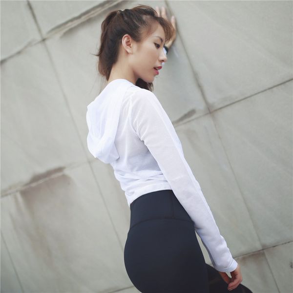 women's mesh breathable shirt polyester spandex black white beige three colors sport running jacket for yoga fitness run dance
women's mesh breathable shirt polyester spandex black white beige three colors sport running jacket for yoga fitness run dance