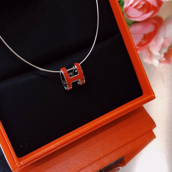 s925 sterling silver fashion high-end simple and elegant temperament necklace french high-quality luxury jewelry
s925 sterling silver fashion high-end simple and elegant temperament necklace french high-quality luxury jewelry