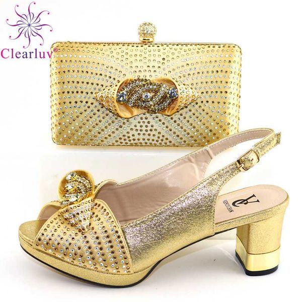 vc-golden color new arrivals shoes and bag comfortable heels office lady meeting shoes and bag set style for party, Black
vc-golden color new arrivals shoes and bag comfortable heels office lady meeting shoes and bag set style for party, Black