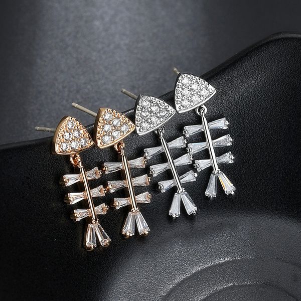 new shiny fish bone design cubic zircon anti allergy stud earrings for girls party wedding jewelry christmas jewelery gift, Golden;silver
new shiny fish bone design cubic zircon anti allergy stud earrings for girls party wedding jewelry christmas jewelery gift, Golden;silver
