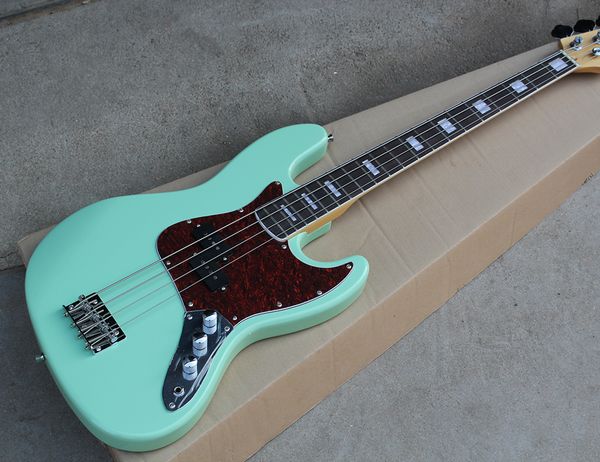 actroy 4 strings bass guitar with green body,rosewood fretboard,red tortoise pickguard,chrome hardware,offer customized
actroy 4 strings bass guitar with green body,rosewood fretboard,red tortoise pickguard,chrome hardware,offer customized