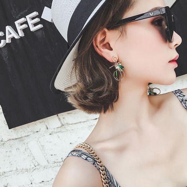 mgaidila,korea length irregular green crystal pendant, temperament fashion earrings, Silver
mgaidila,korea length irregular green crystal pendant, temperament fashion earrings, Silver