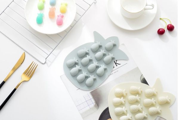 creative fruit silicone mould pineapple shape ice cube mold diy silicone soap mold cake decorating tools candy mold 19*13*1.8cm
creative fruit silicone mould pineapple shape ice cube mold diy silicone soap mold cake decorating tools candy mold 19*13*1.8cm