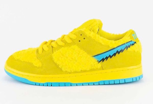 grateful dead x sb dunk low yellow bear running shoes yellow blue fury upper suede skateboarding shoes sports sneakers with box
grateful dead x sb dunk low yellow bear running shoes yellow blue fury upper suede skateboarding shoes sports sneakers with box