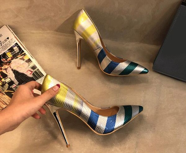 бесплатная доставка женщины дамы женщина 2019ss питон змея лакированной кожи poined toes обручальные пятки шпильках высокие каблуки обуви на, Black
бесплатная доставка женщины дамы женщина 2019ss питон змея лакированной кожи poined toes обручальные пятки шпильках высокие каблуки обуви на, Black