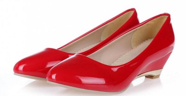 2019 women's shoes in spring and autumn with new style slope heel pointed end@3039, Black
2019 women's shoes in spring and autumn with new style slope heel pointed end@3039, Black
